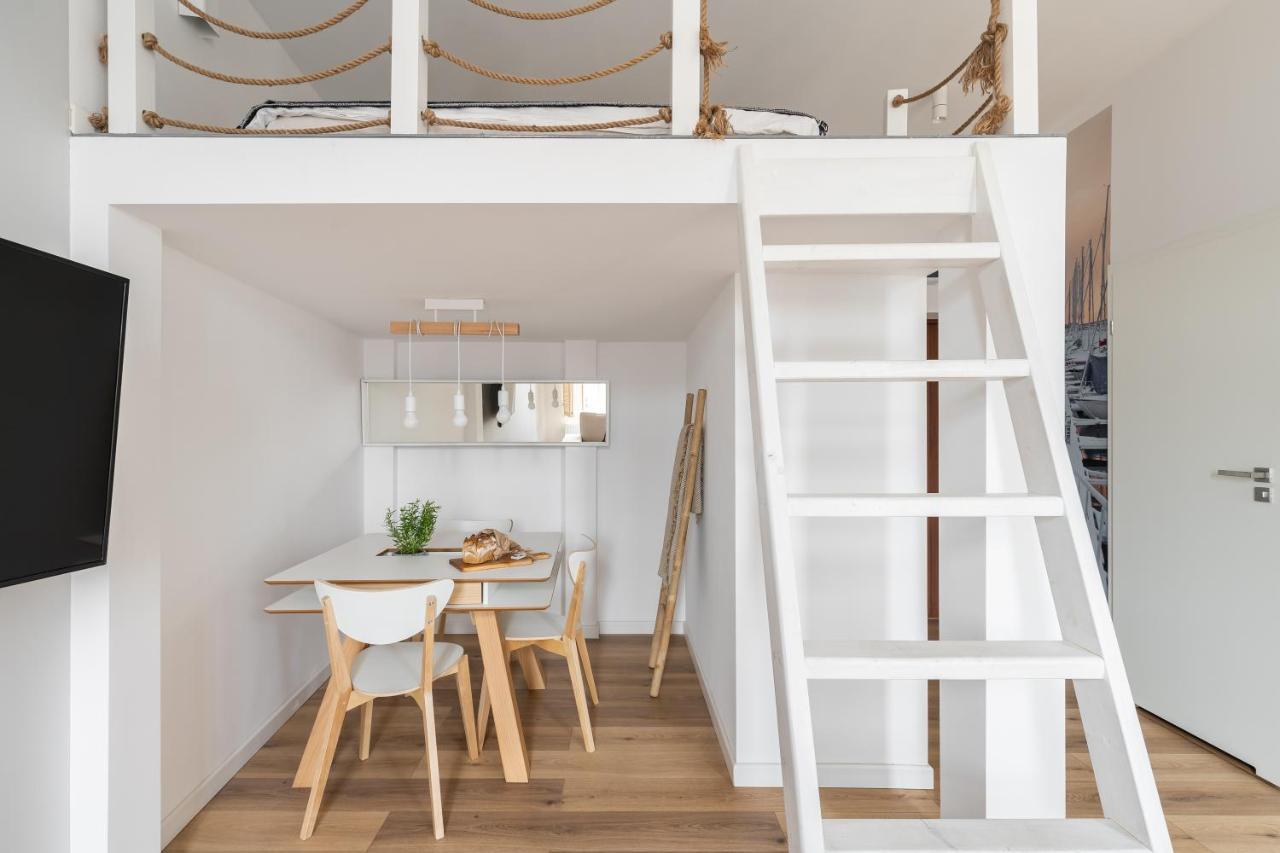 All For Sophie Apartments - Bezplatny Parking & Palarnia Kawy I Pracownia Artystyczna W Kamienicy - Free Parking & Art And Coffee In Historic Building * Gdansk